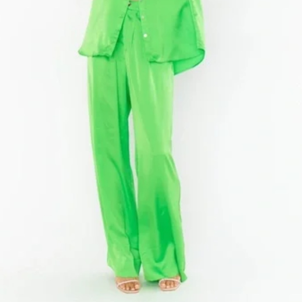 NWT Show Me Your Mumu Hayes Trousers Size L Green